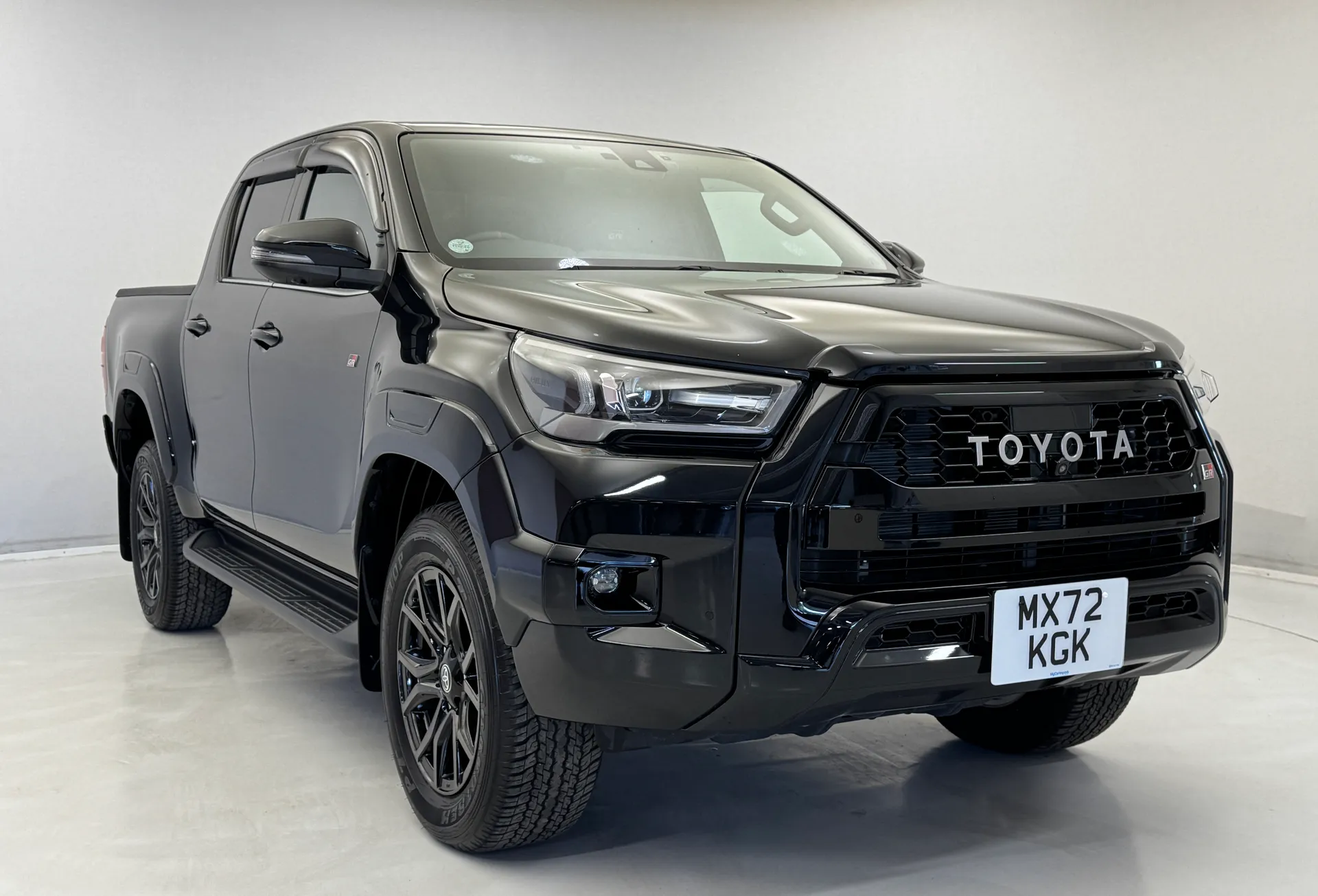 2022 TOYOTA HILUX for sale