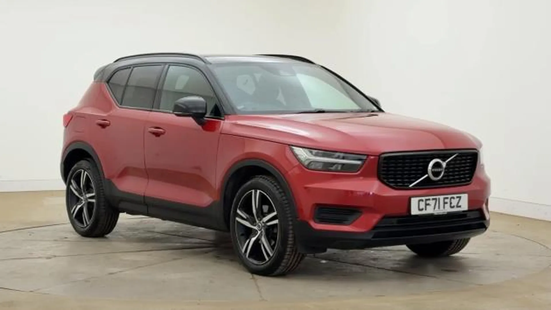 2021 VOLVO XC40 for sale