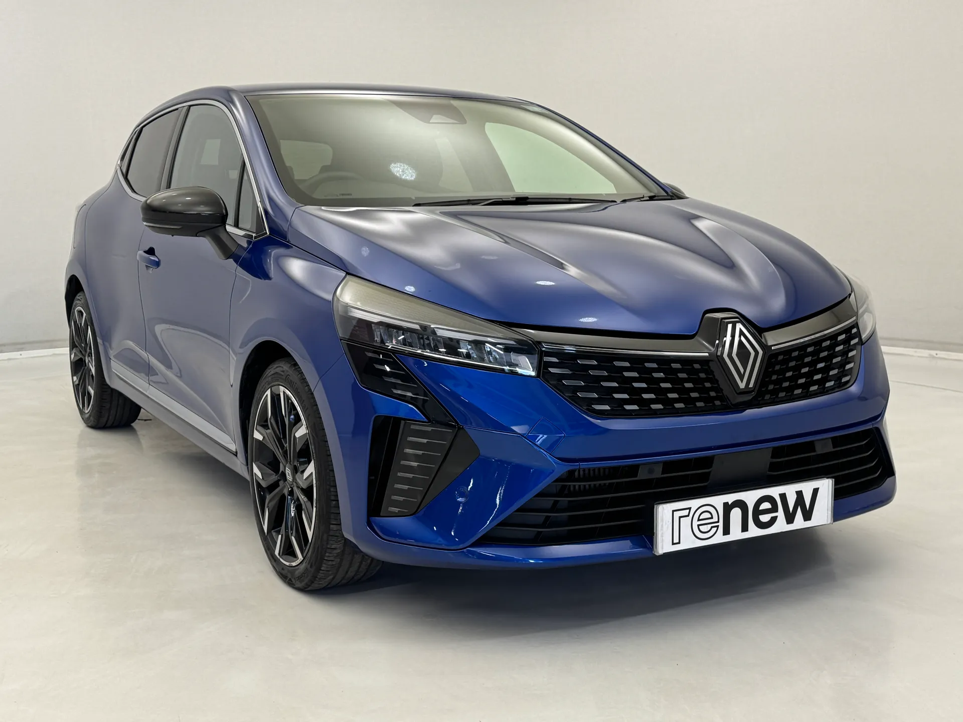 2024 RENAULT CLIO for sale