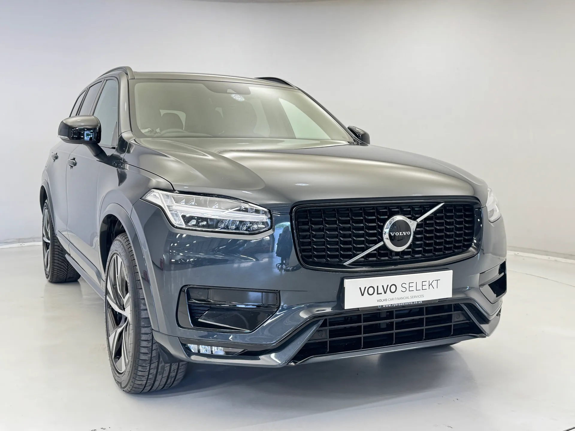 2022 VOLVO XC90 for sale