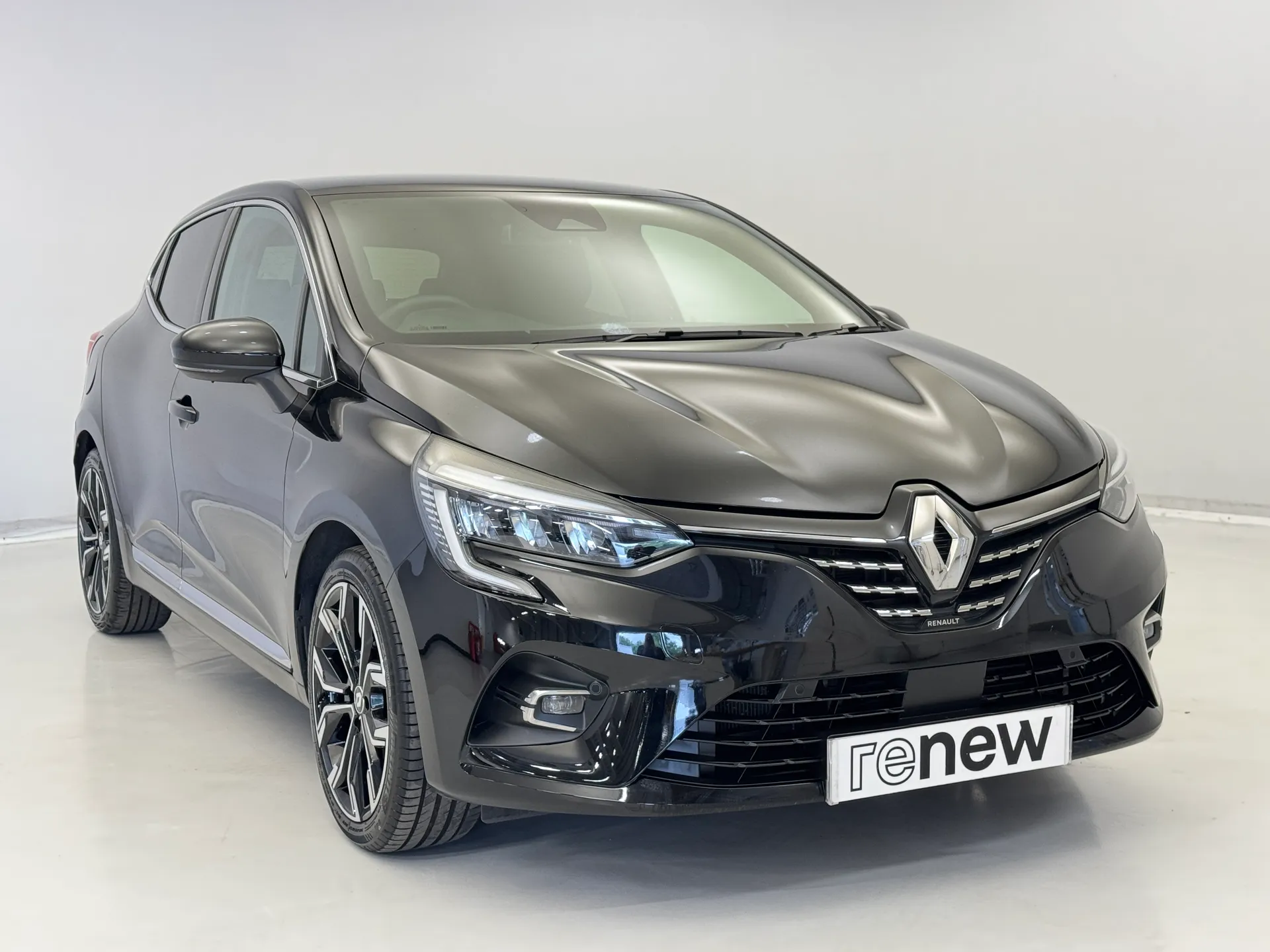 2023 RENAULT CLIO for sale