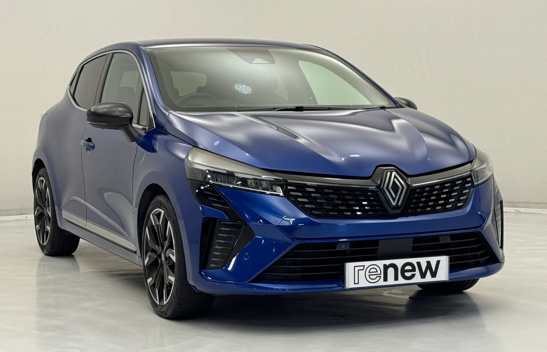2024 RENAULT CLIO for sale