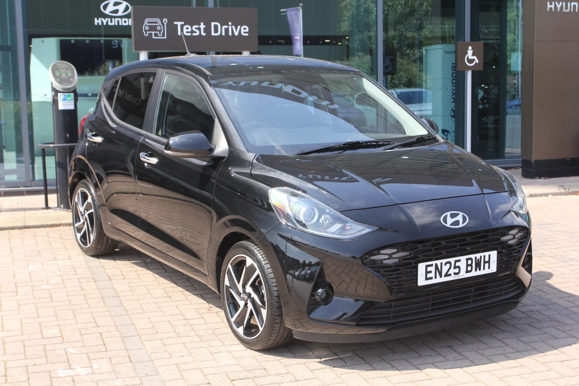 2025 HYUNDAI I10 for sale