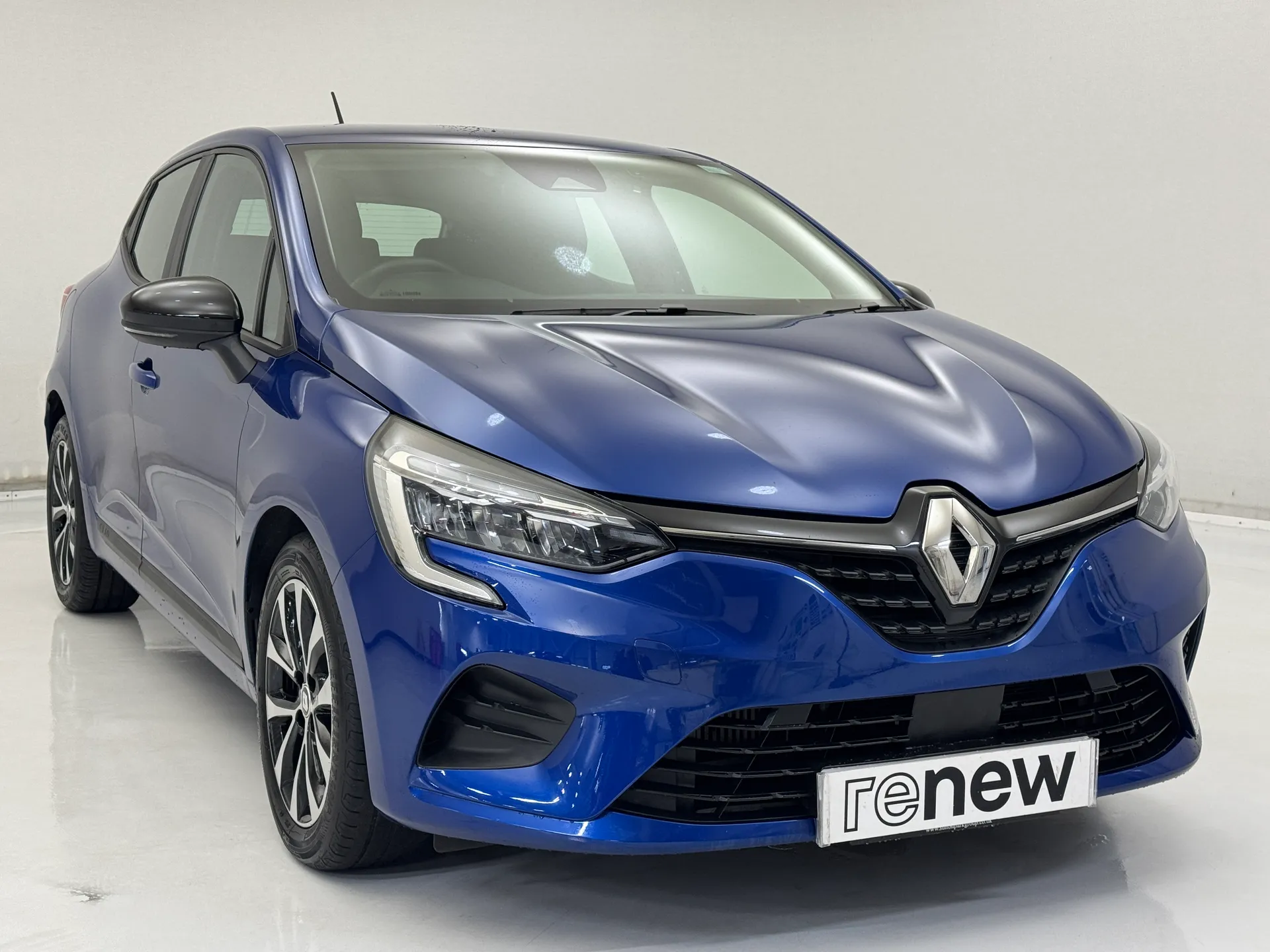 2023 RENAULT CLIO for sale
