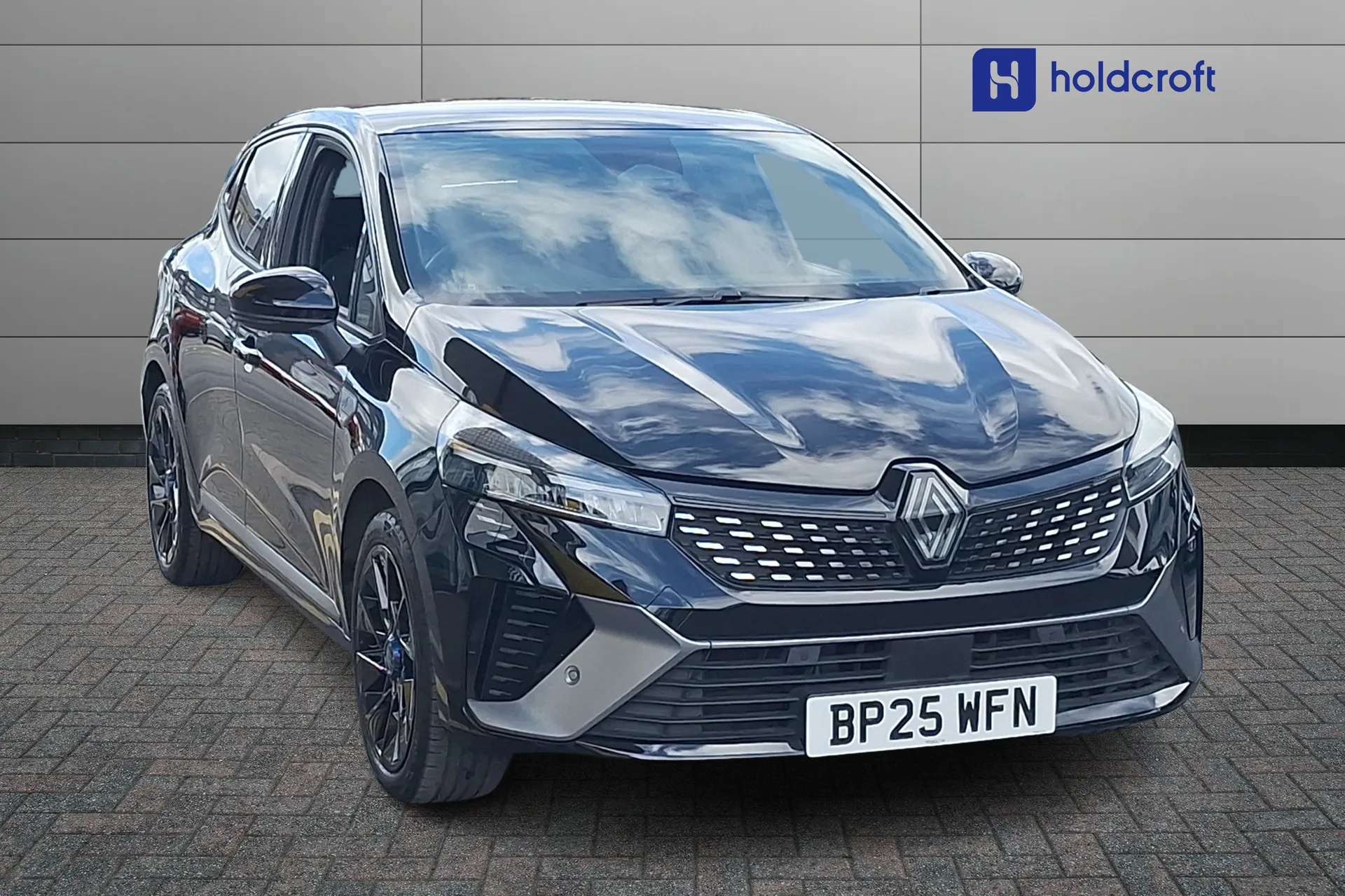 2025 RENAULT CLIO for sale