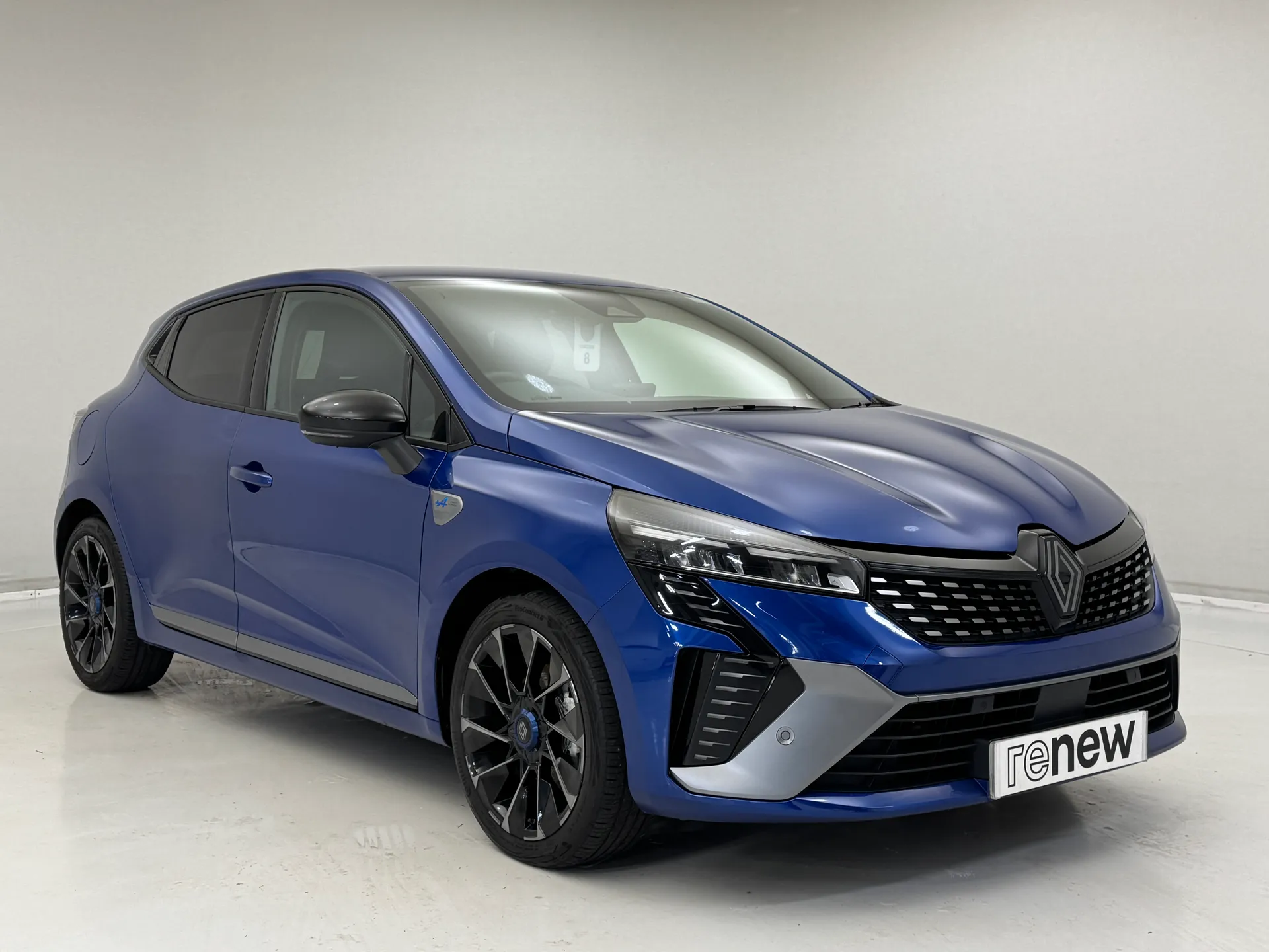 2024 RENAULT CLIO for sale