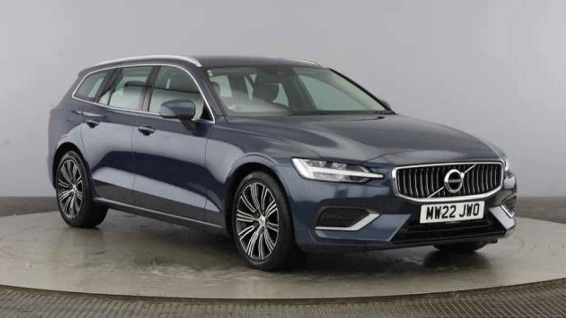 2022 VOLVO V60 for sale