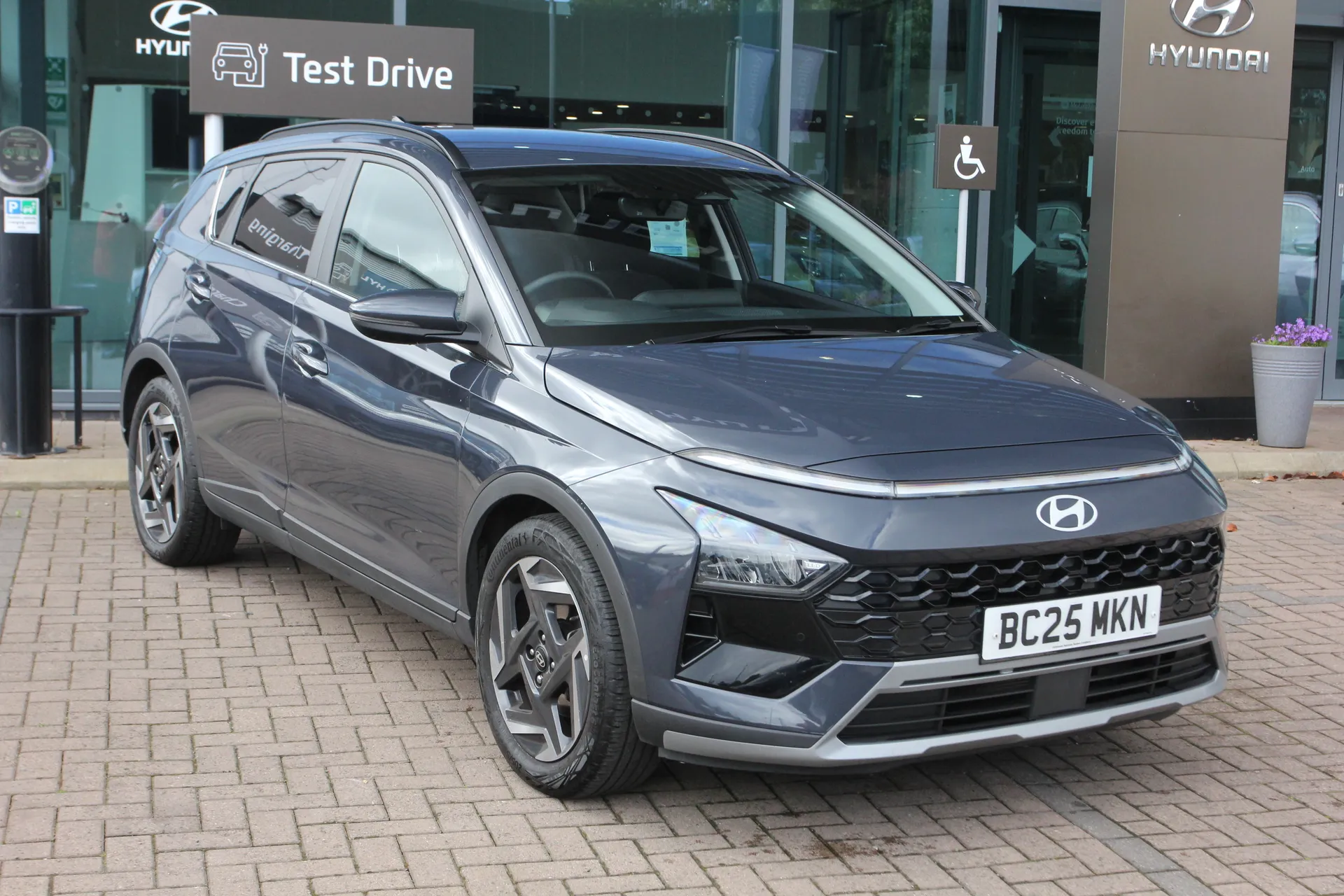 2025 HYUNDAI BAYON for sale