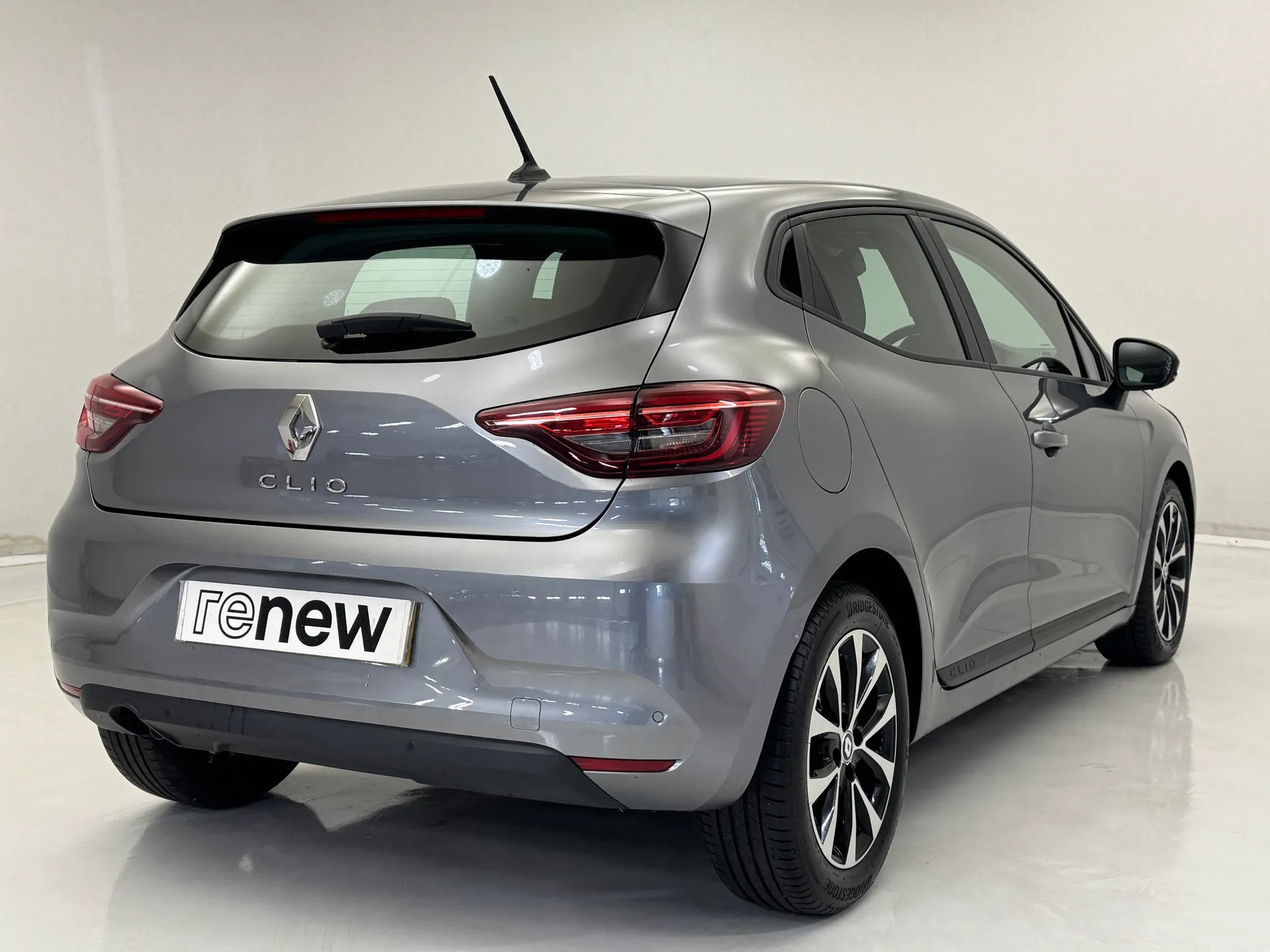 2023 RENAULT CLIO for sale