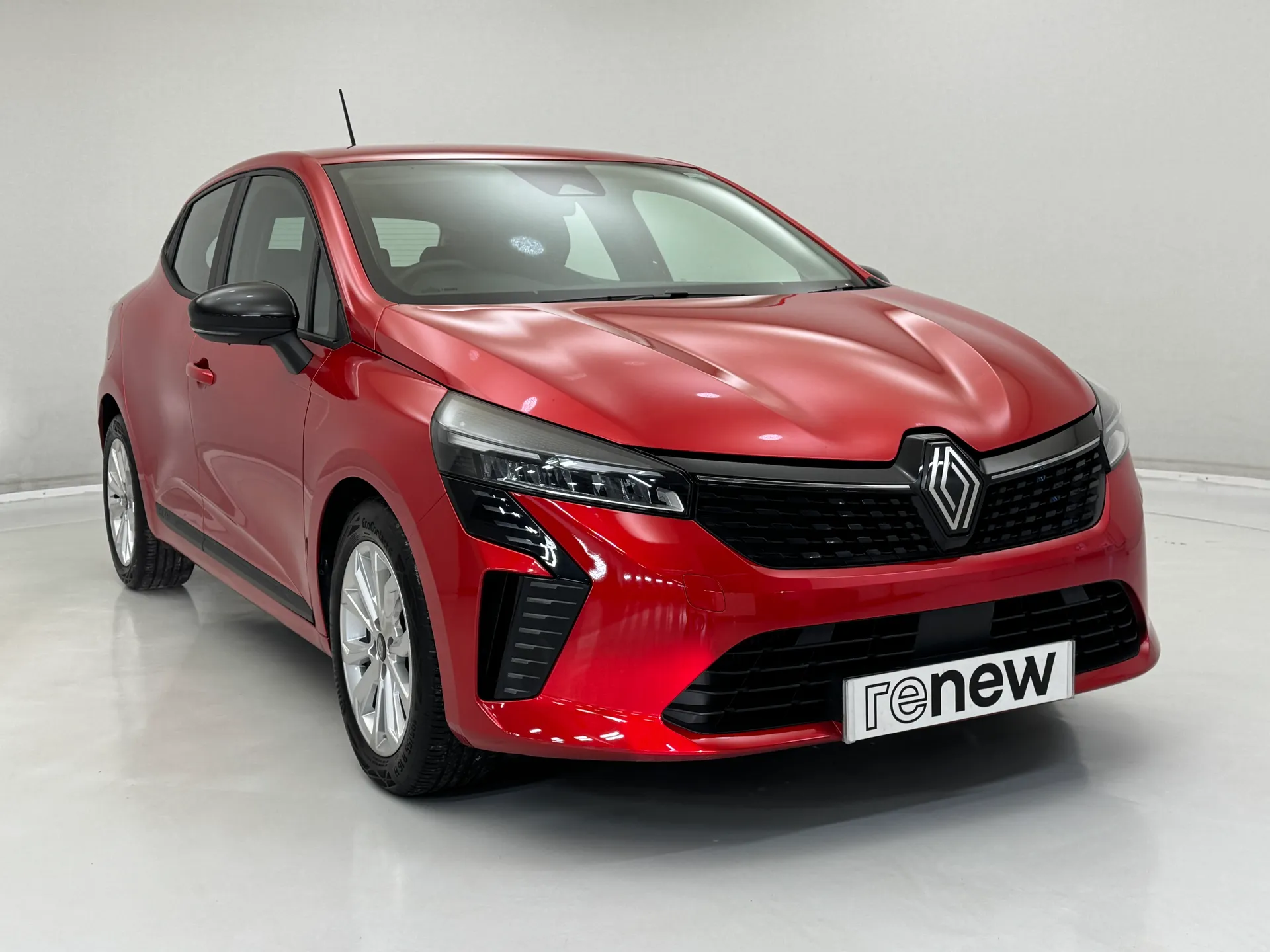 2024 RENAULT CLIO for sale