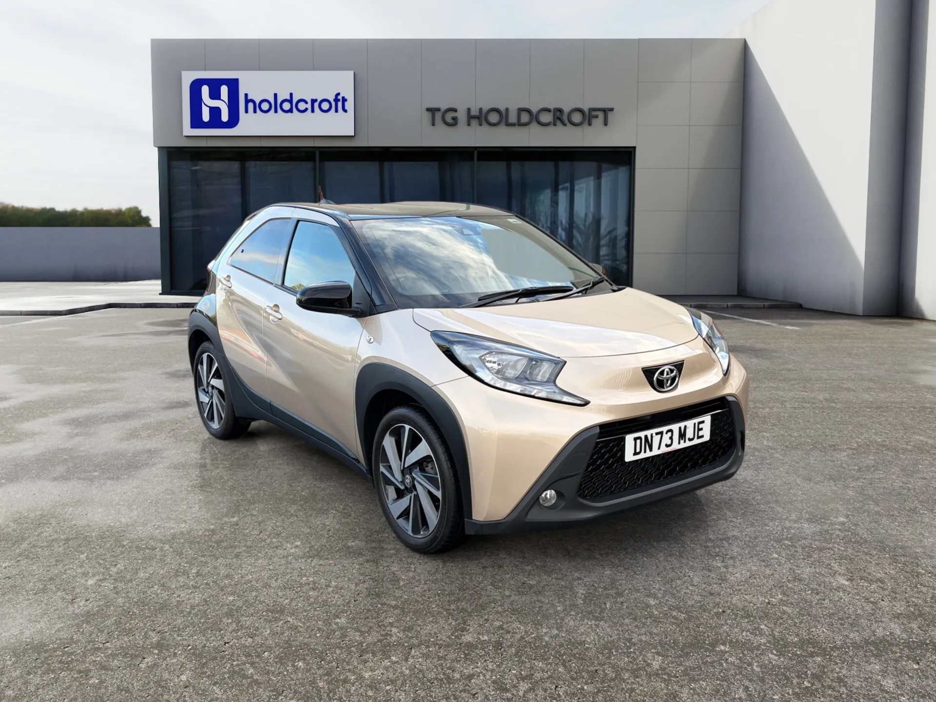 2023 TOYOTA AYGO X for sale