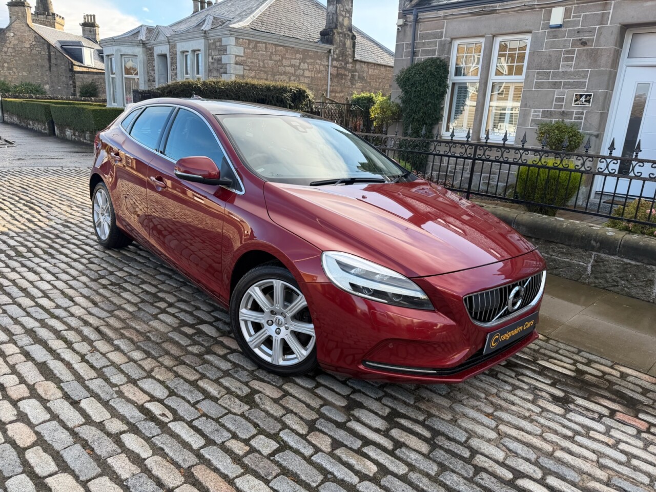 2017 VOLVO V40 for sale