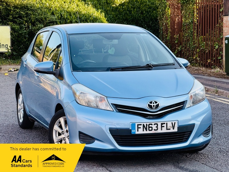 2013 TOYOTA YARIS for sale