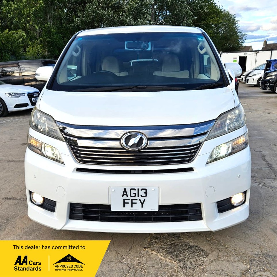 2013 TOYOTA VELLFIRE for sale