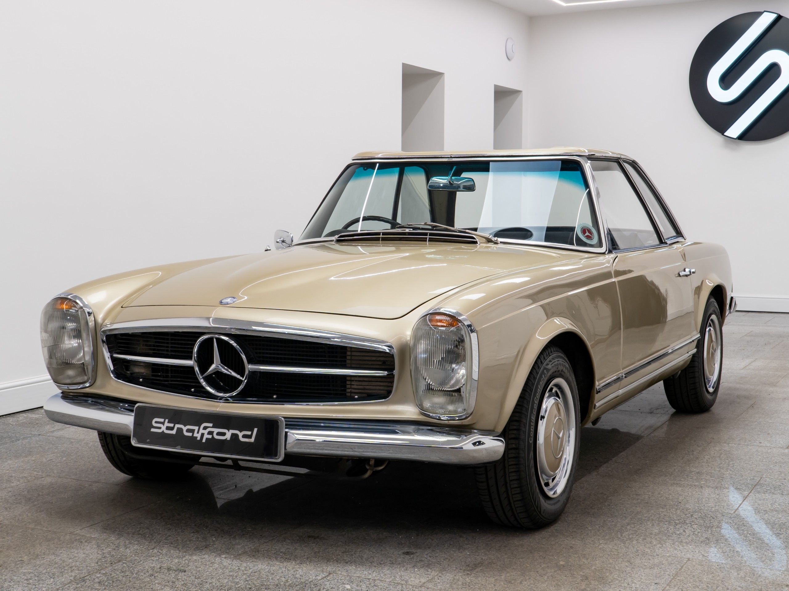 1967 MERCEDES-BENZ 250 for sale