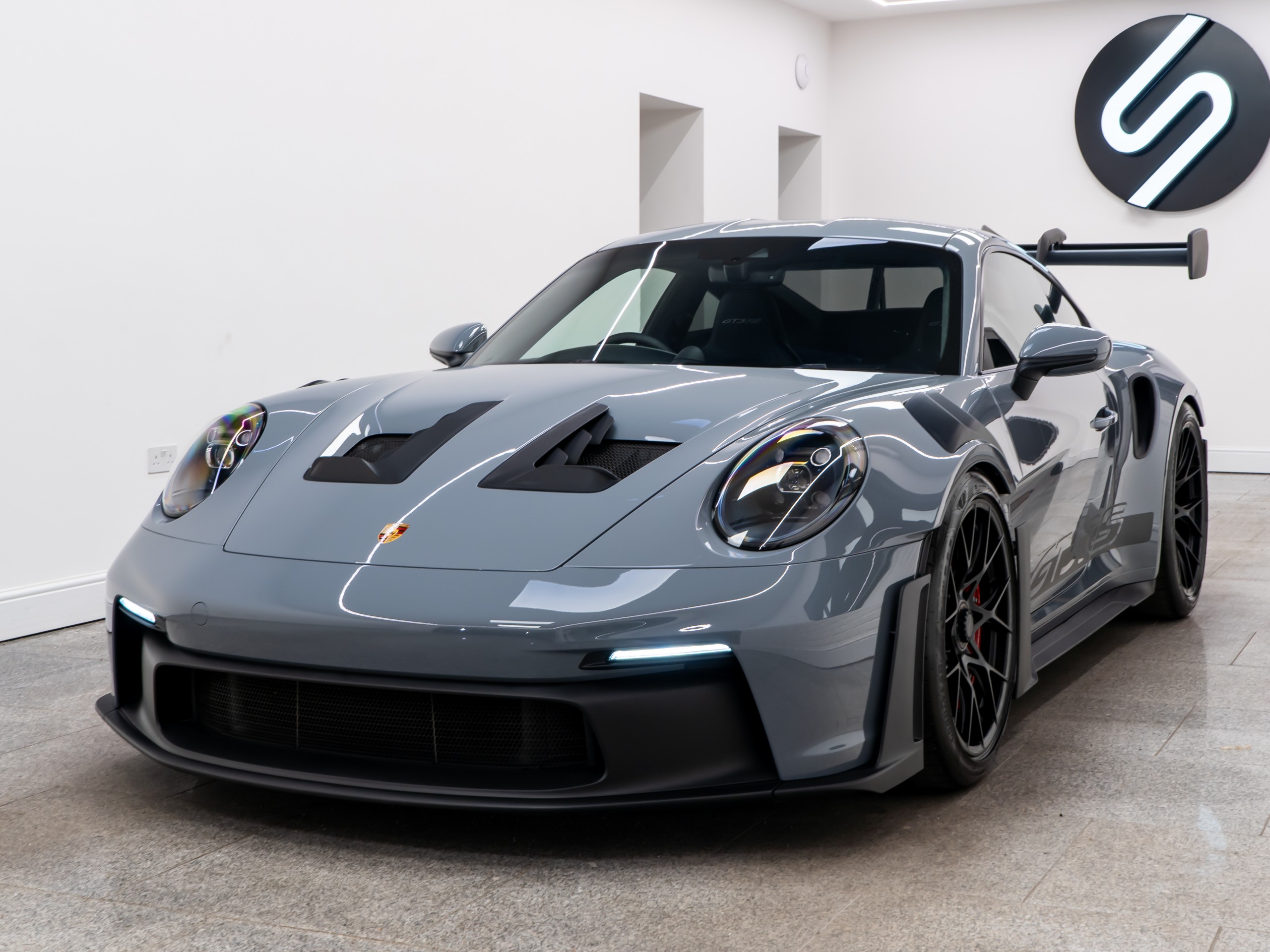 2025 PORSCHE 911 for sale