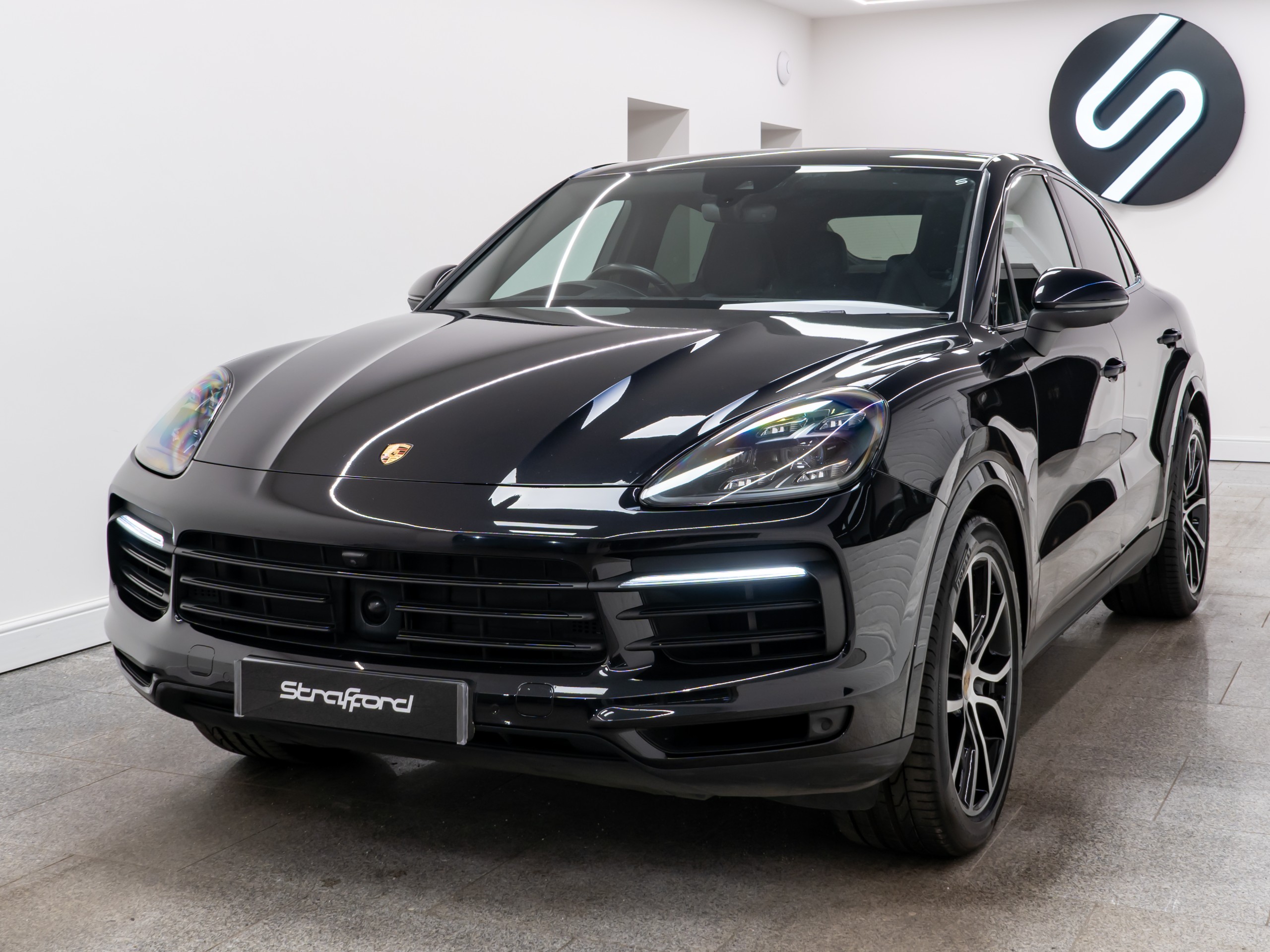 2019 PORSCHE CAYENNE for sale