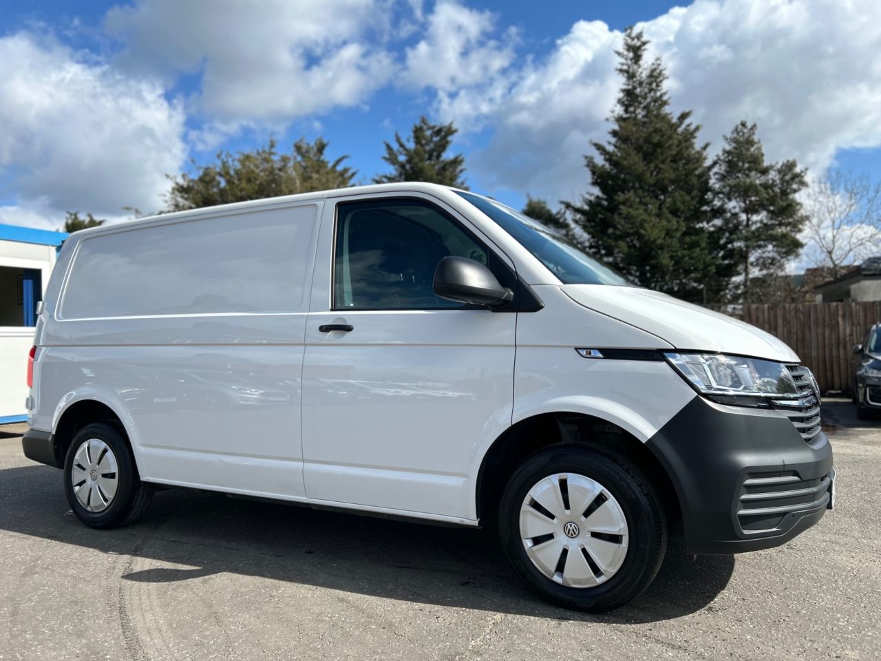 2023 VOLKSWAGEN TRANSPORTER for sale