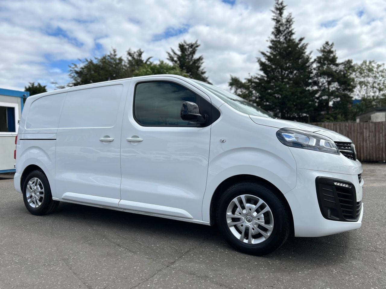 2021 VAUXHALL VIVARO for sale