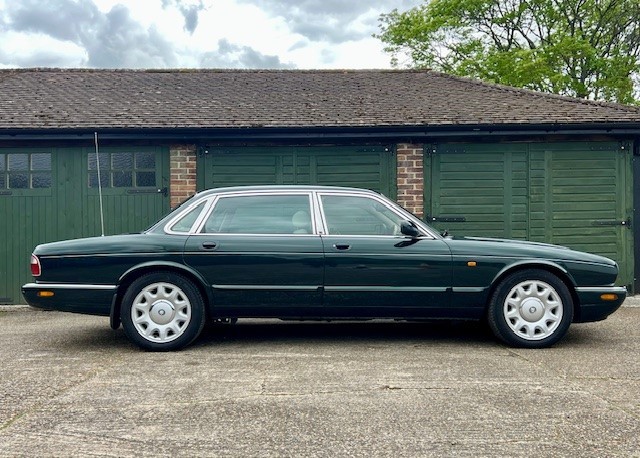 2001 JAGUAR XJ for sale