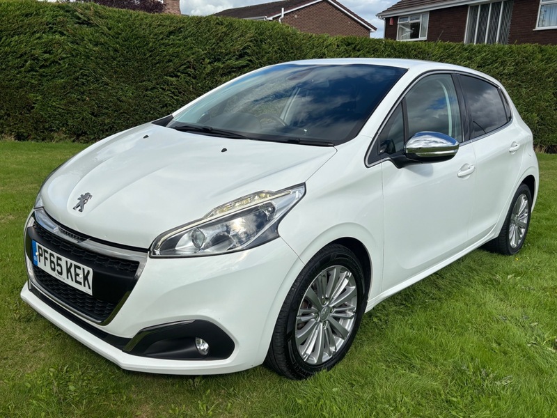 2016 PEUGEOT 208 for sale