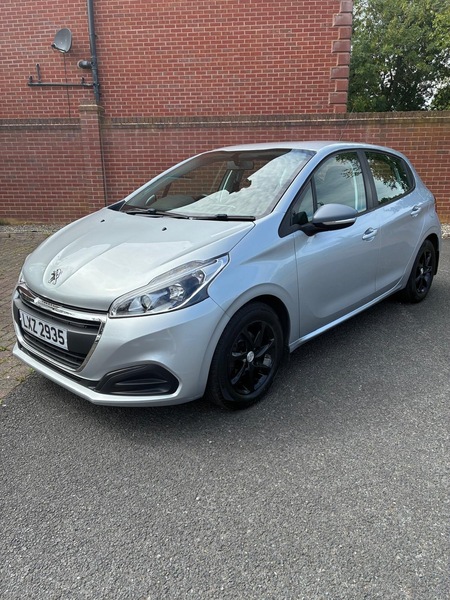 2017 PEUGEOT 208 for sale