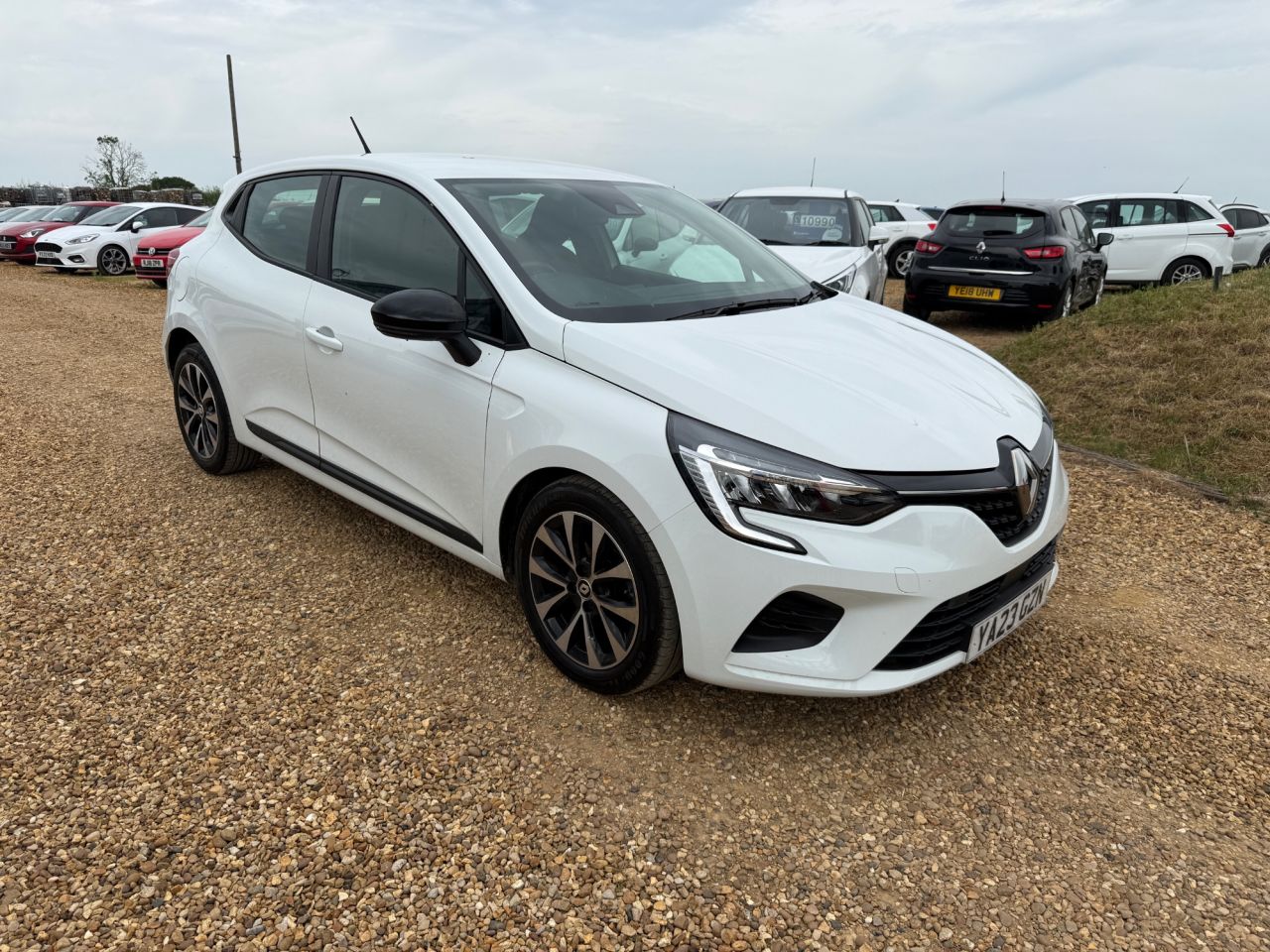 2023 RENAULT CLIO for sale