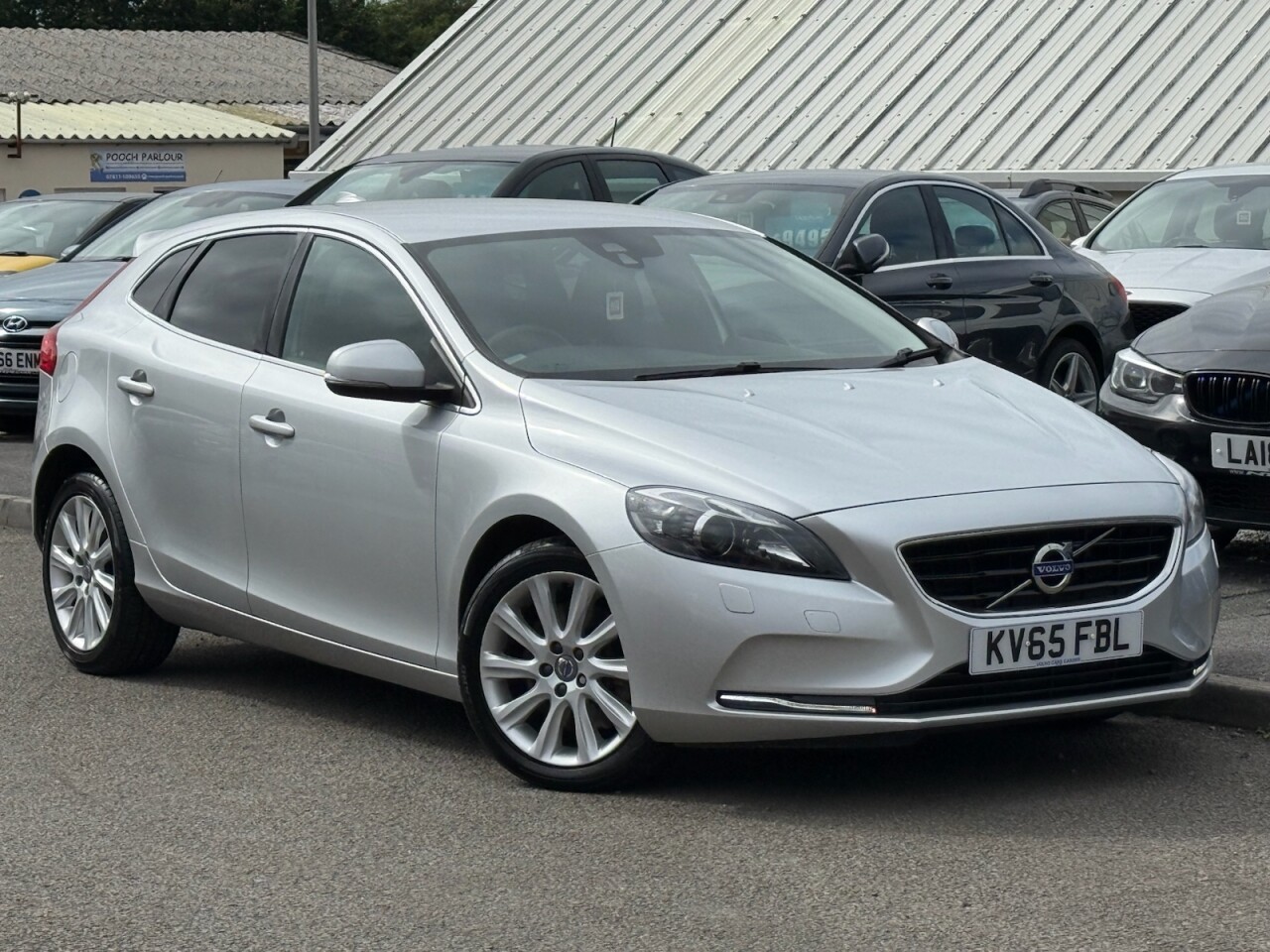 2015 VOLVO V40 for sale