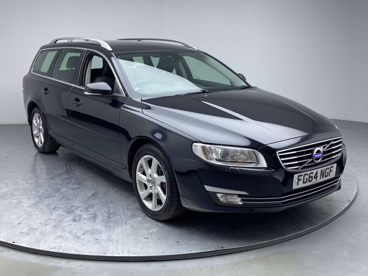 2014 VOLVO V70 for sale