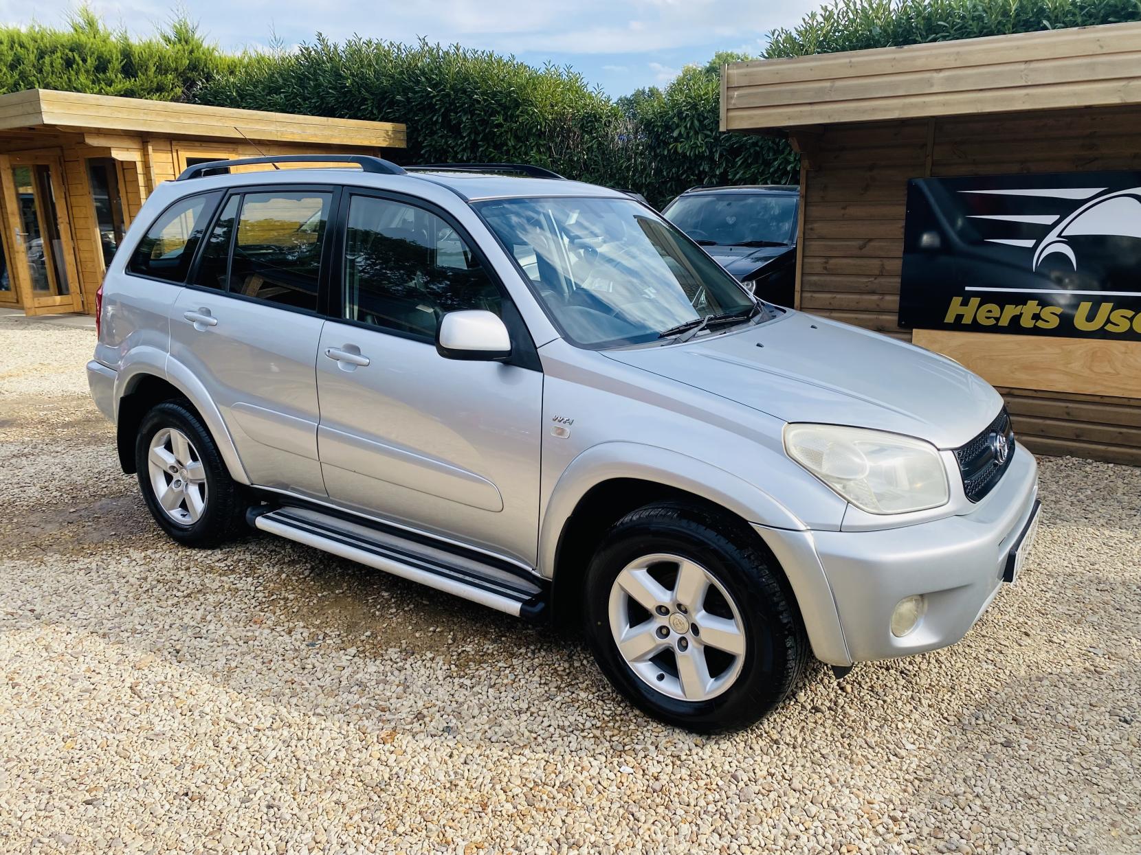 2004 TOYOTA RAV4 for sale