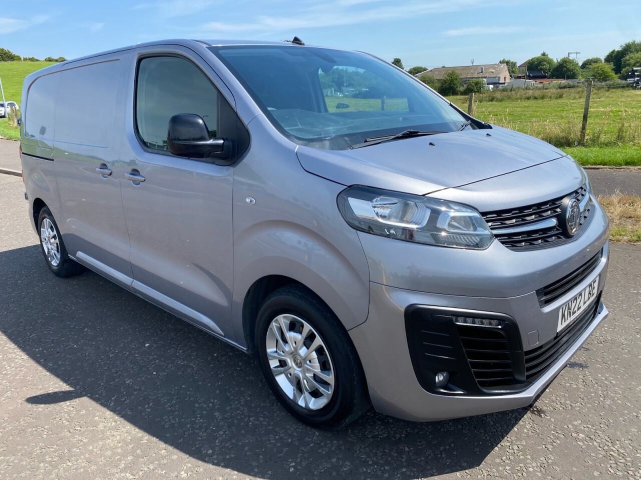 2022 VAUXHALL VIVARO for sale
