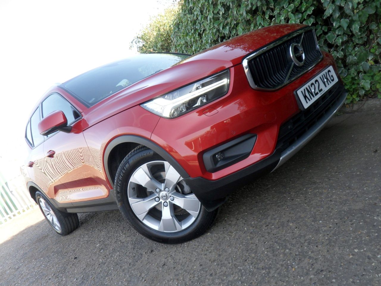 2022 VOLVO XC40 for sale