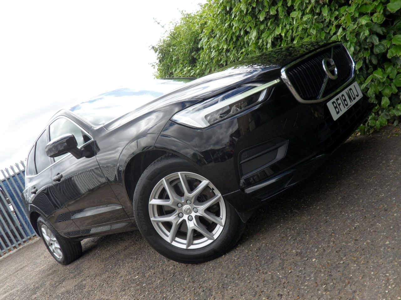 2018 VOLVO XC60 for sale
