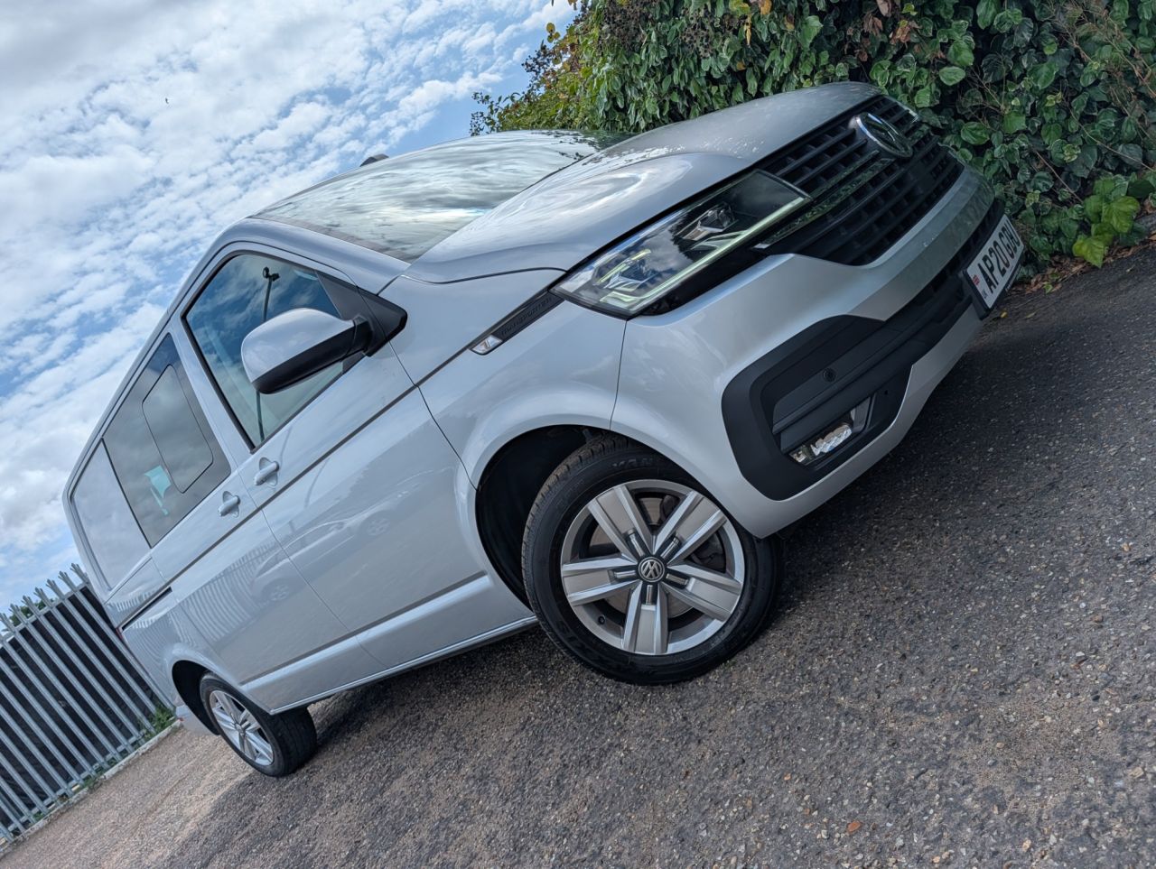 2020 VOLKSWAGEN TRANSPORTER for sale