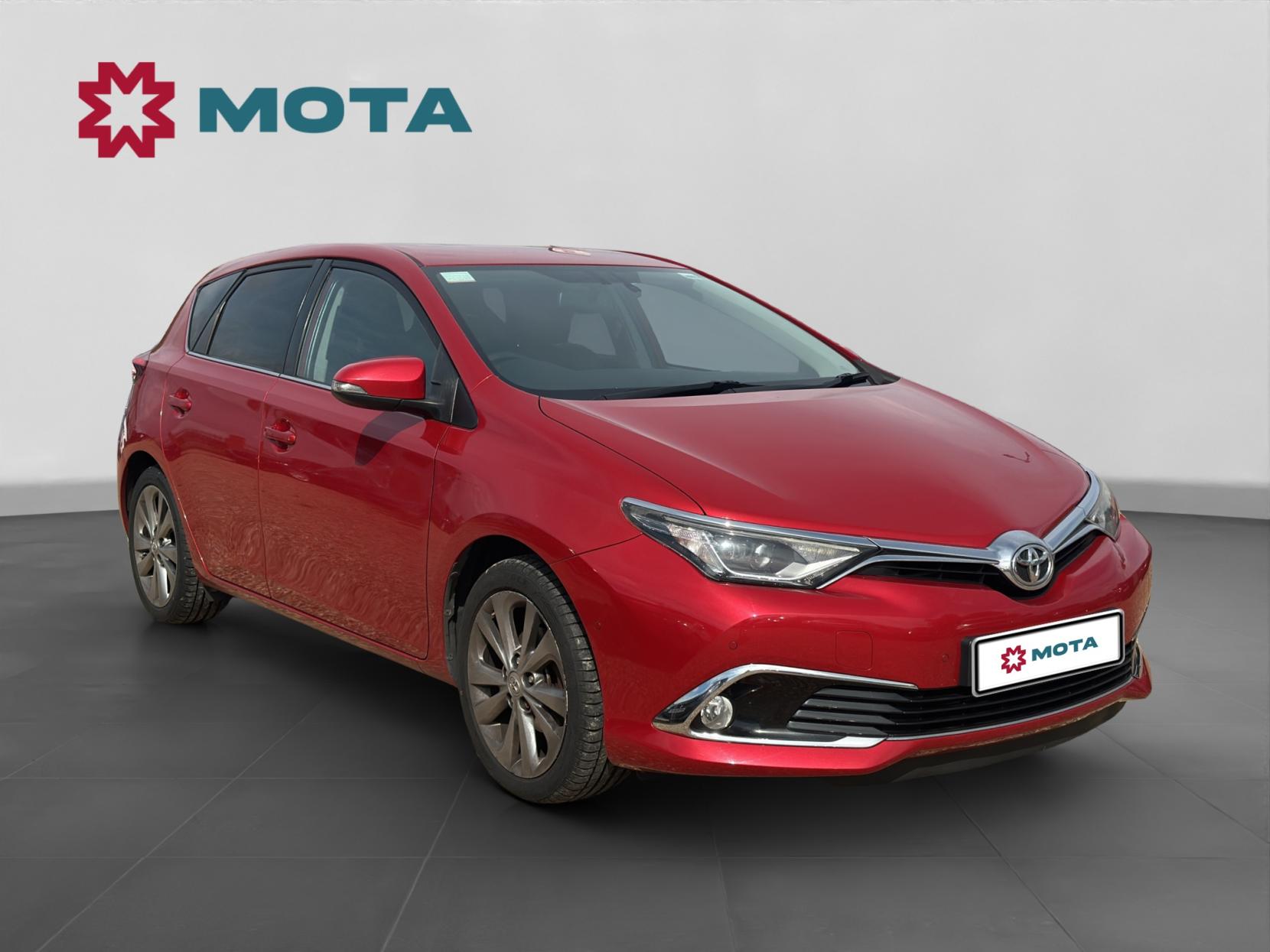 2015 TOYOTA AURIS for sale