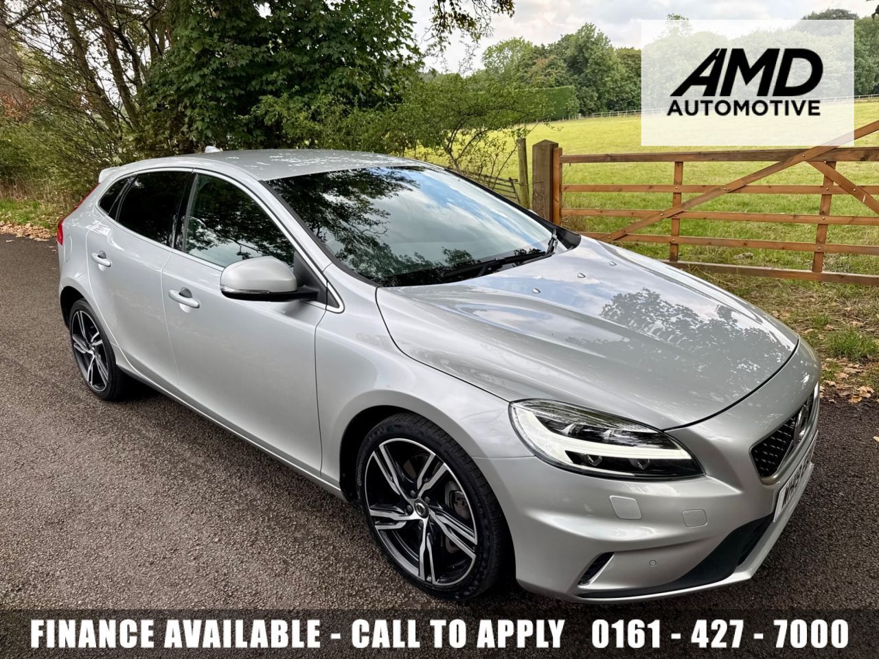 2019 VOLVO V40 for sale