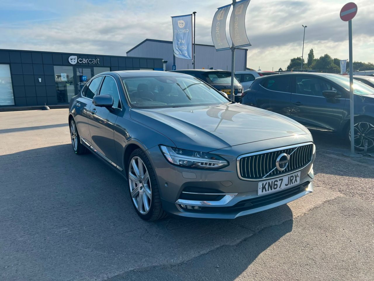 2017 VOLVO S90 for sale