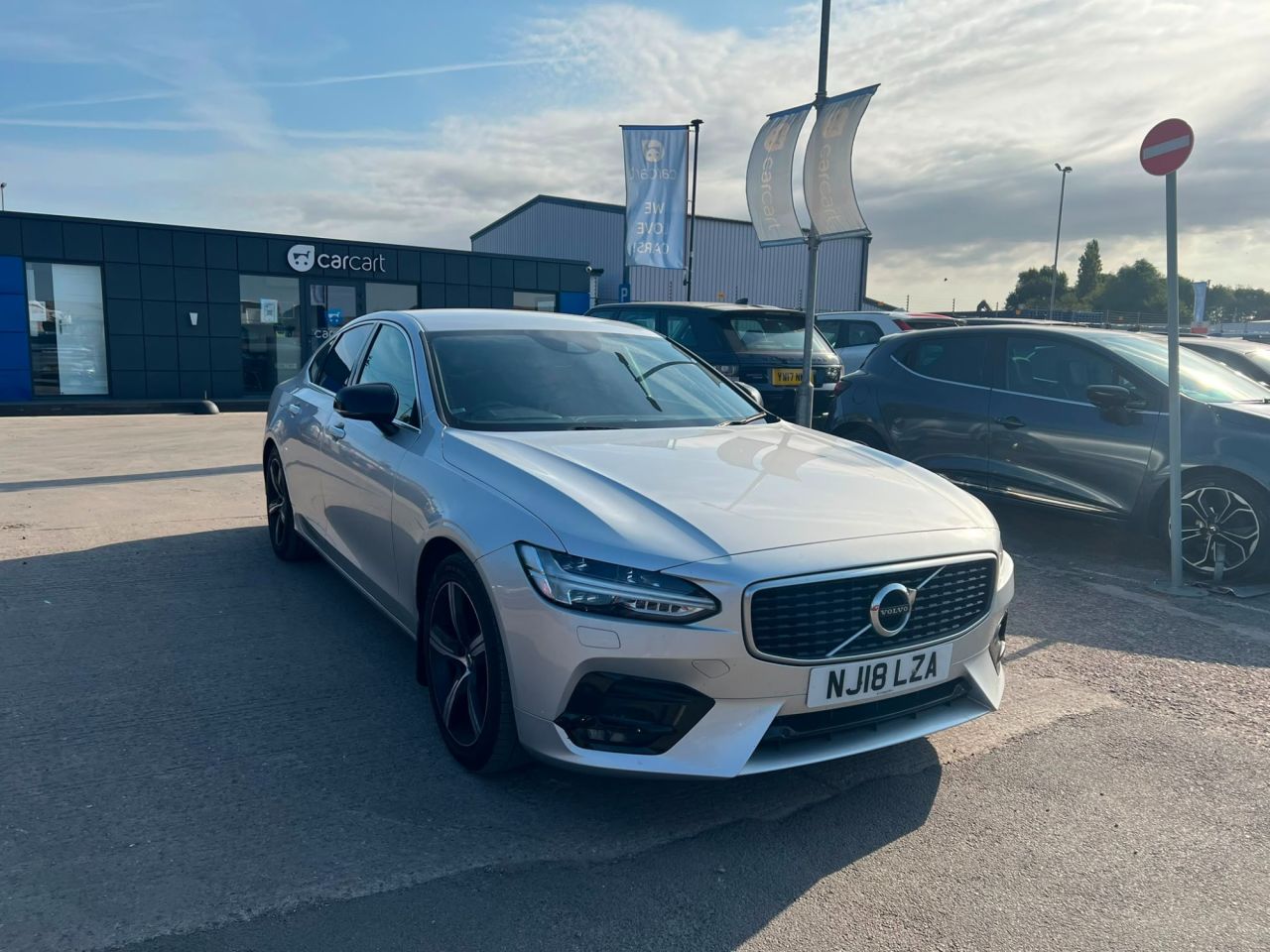 2018 VOLVO S90 for sale