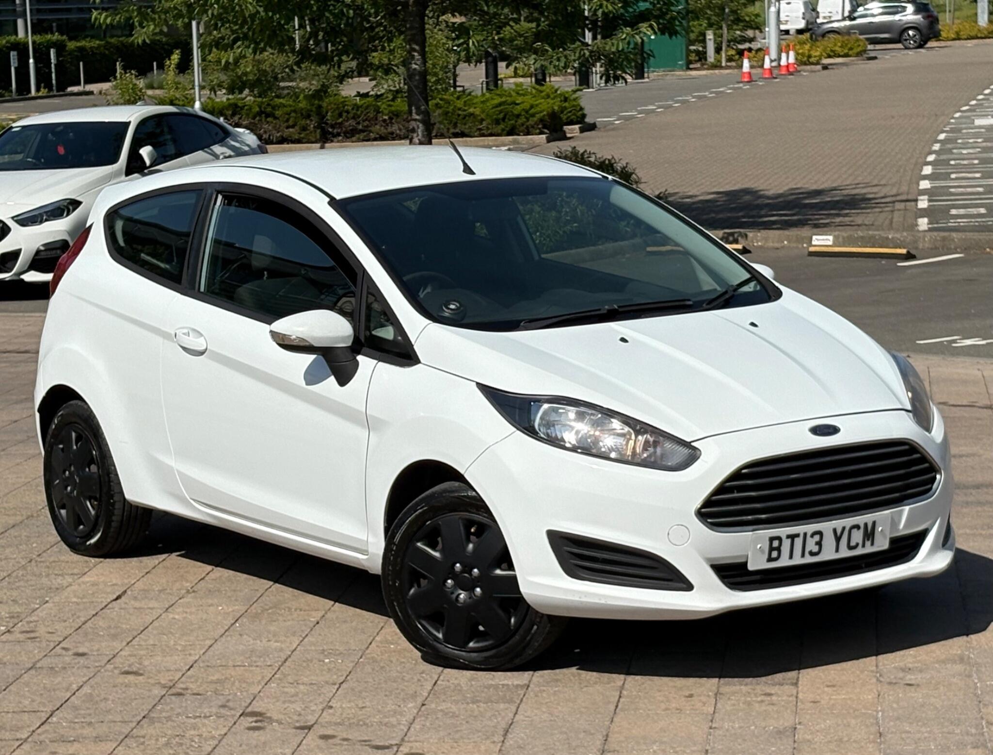 2013 FORD FIESTA for sale