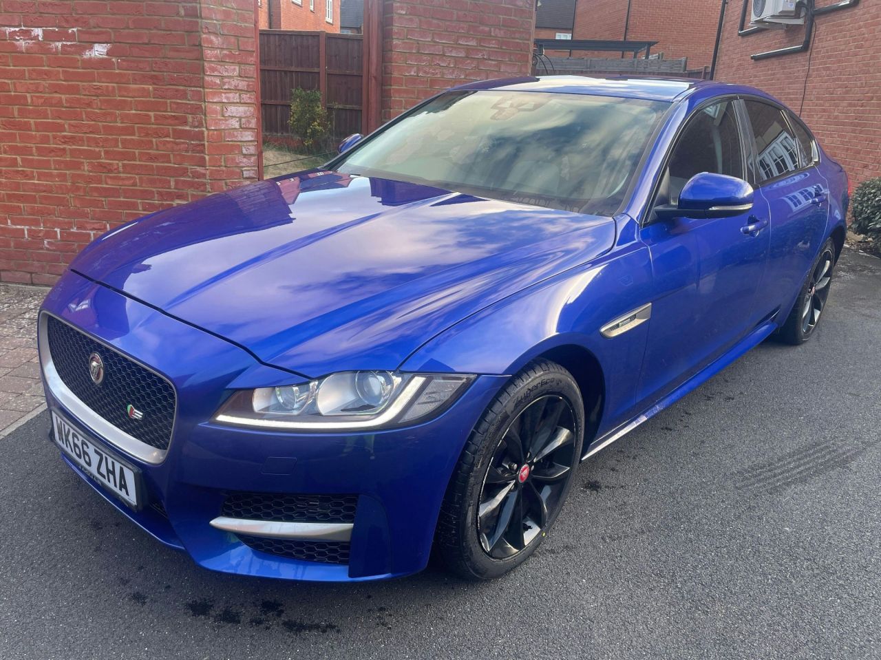 2016 JAGUAR XF for sale