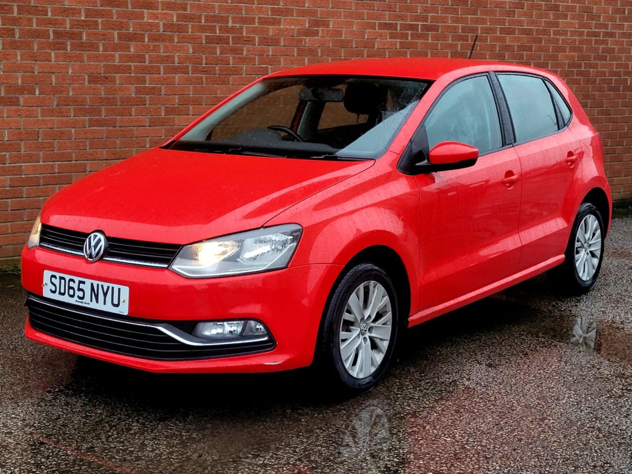 2015 VOLKSWAGEN POLO for sale