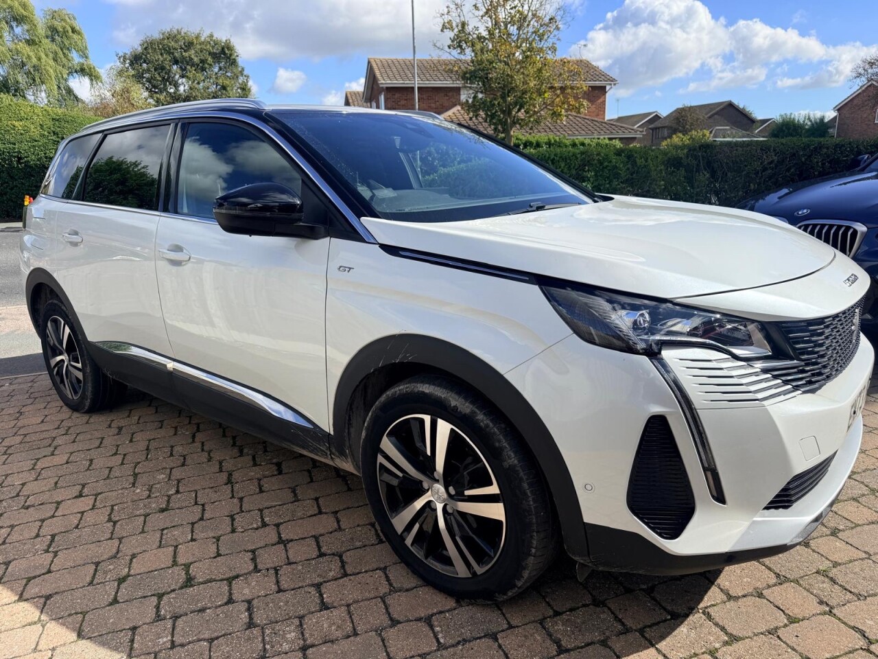 2024 PEUGEOT 5008 for sale