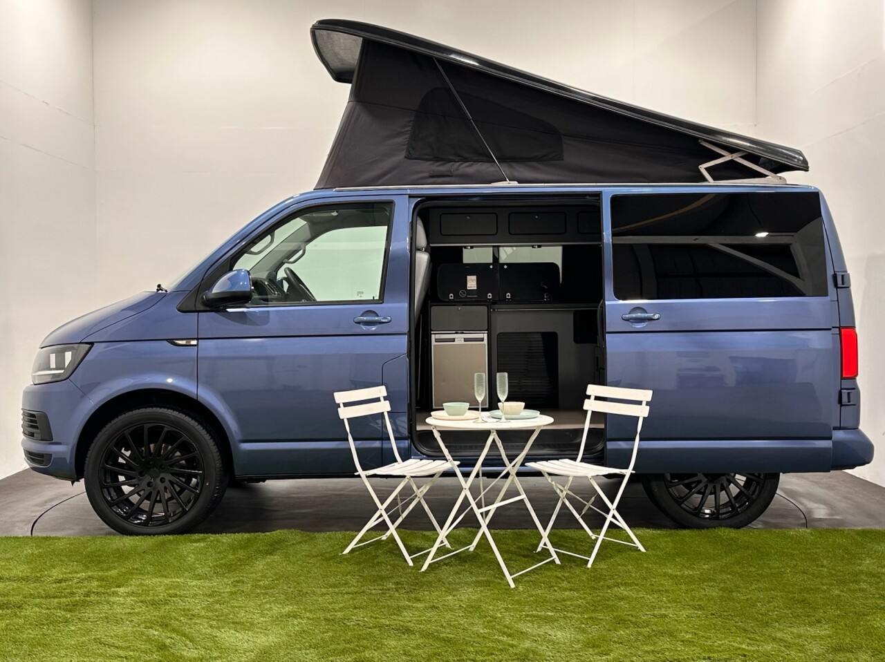 2019 VOLKSWAGEN CAMPER VAN for sale
