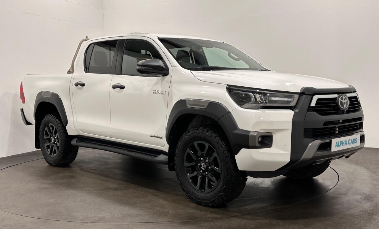 2024 TOYOTA HILUX for sale