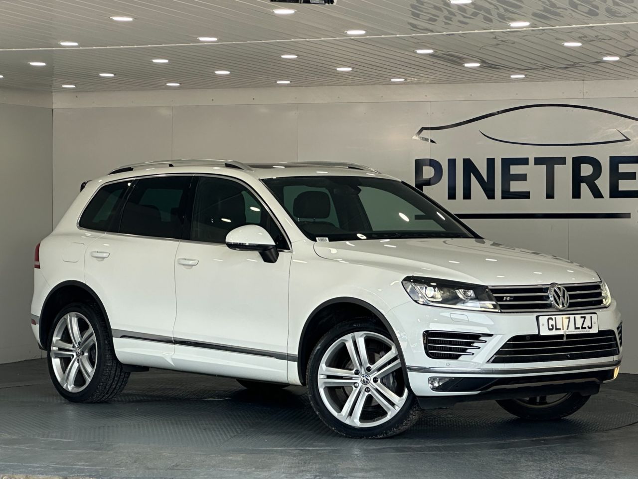 2017 VOLKSWAGEN TOUAREG for sale