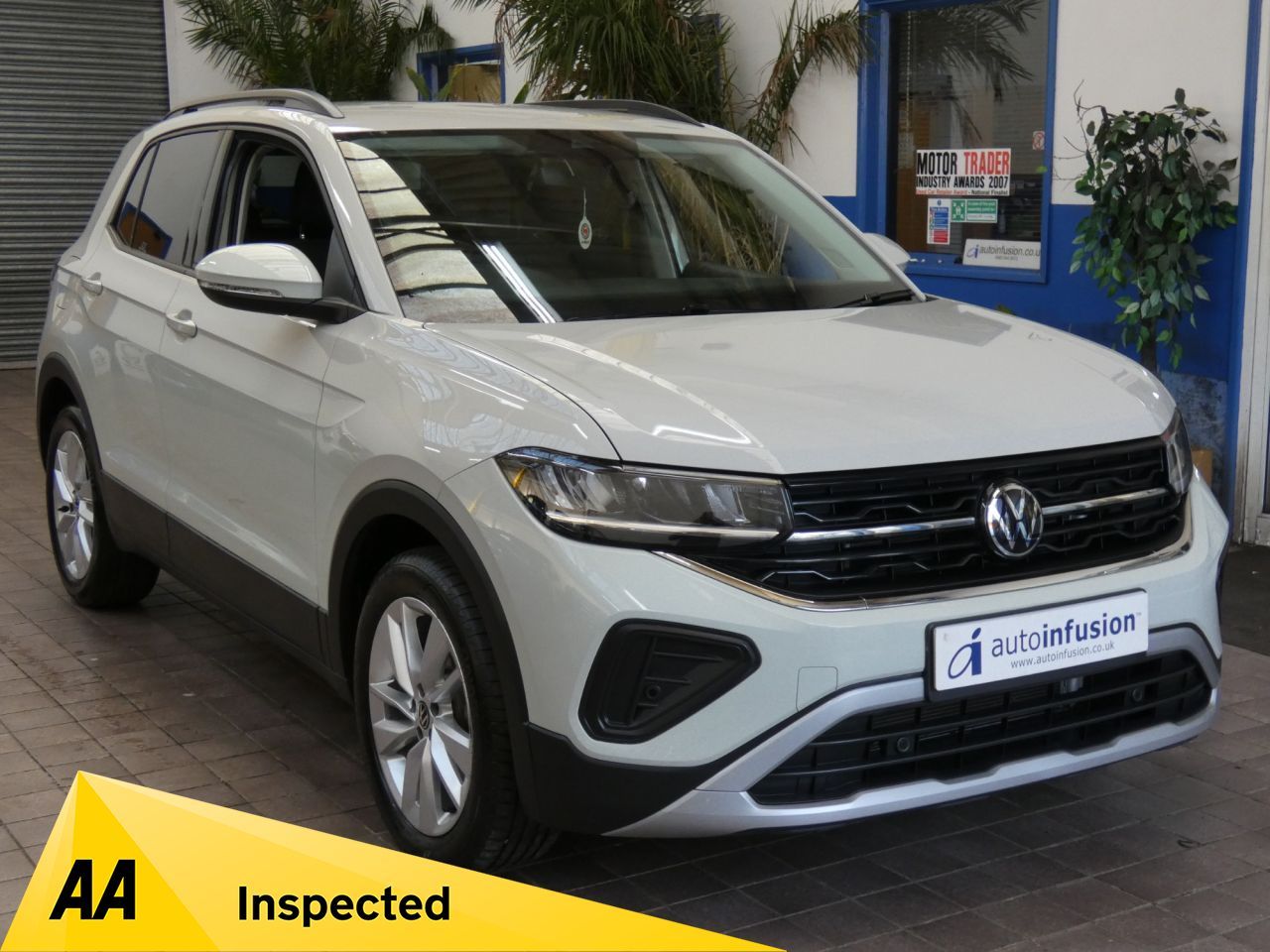 2025 VOLKSWAGEN T-CROSS for sale