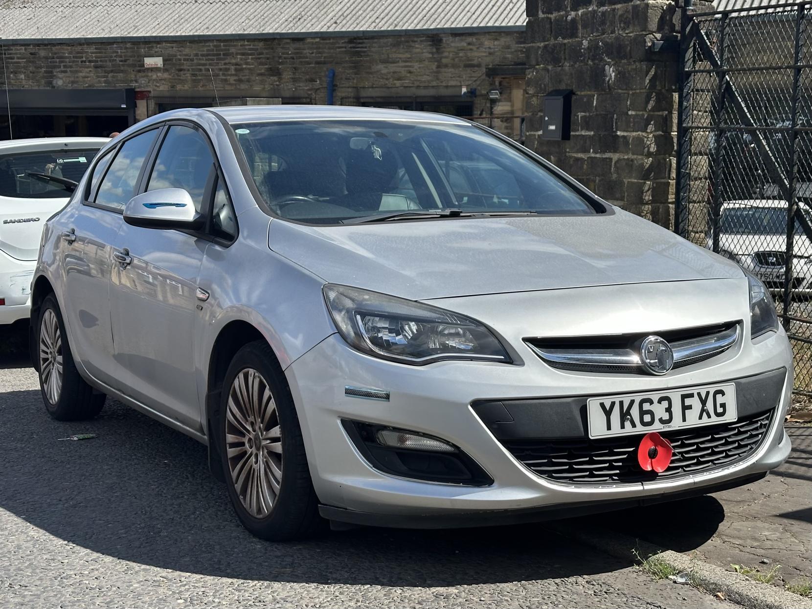 2013 VAUXHALL ASTRA for sale