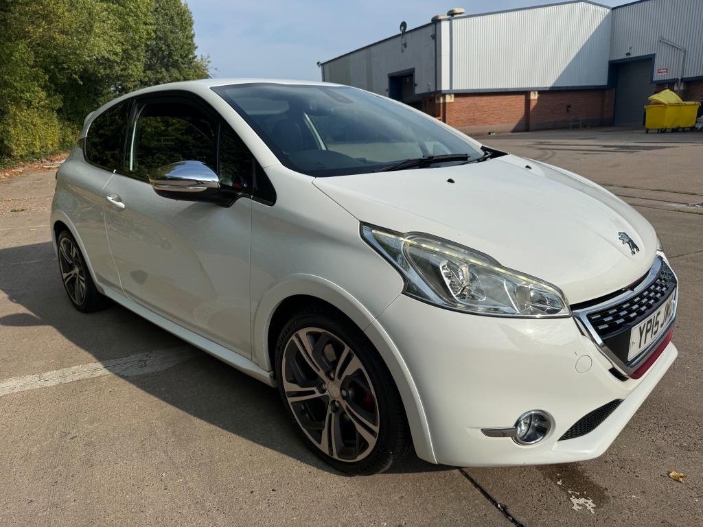 2015 PEUGEOT 208 for sale