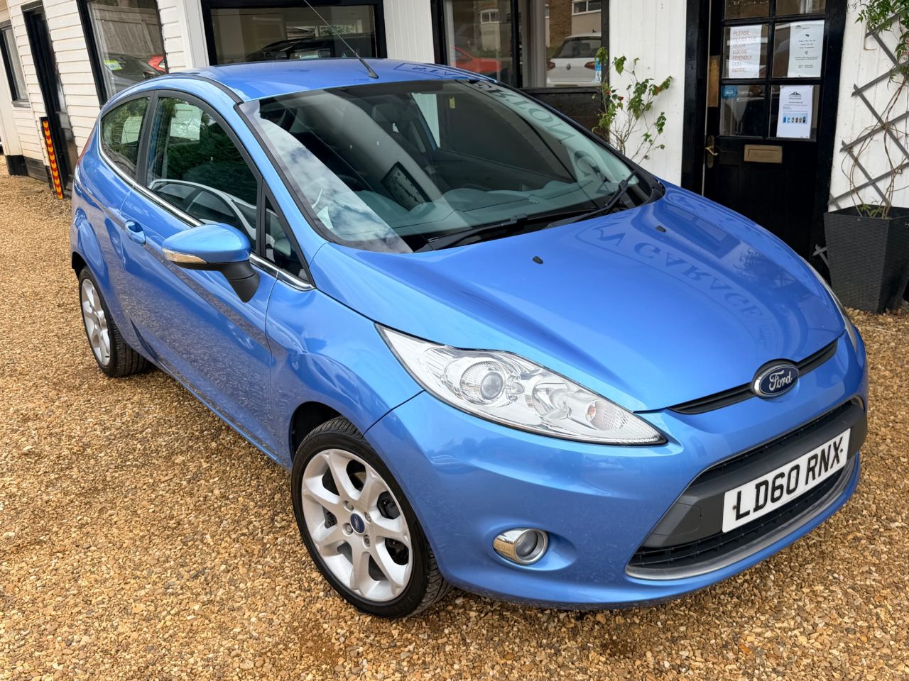 2010 FORD FIESTA for sale