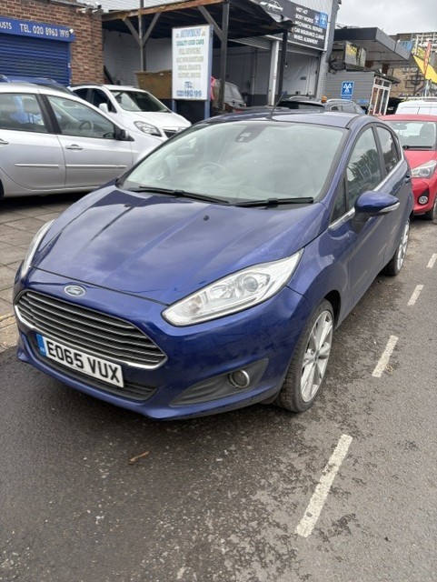 2015 FORD FIESTA for sale